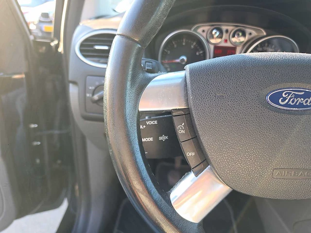 Ford focus 1.8 titanium flex fuel 2008 | 93-hds-8 - afbeelding 7 van  23