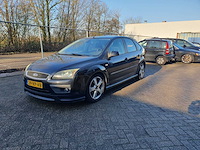 Ford focus 2.0 16v futura, 29-rp-vb - afbeelding 1 van  9
