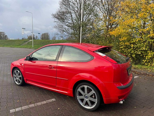 Ford focus 2.0-16v st sport 05-tv-rx - afbeelding 4 van  36