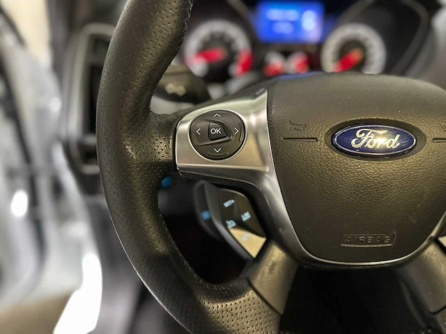 Ford focus 2.0 ecoboost st-2 250pk 2013, g-282-bn - afbeelding 13 van  52
