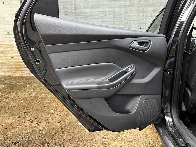 Ford focus 2.0 tdci titanium 136pk 2011 (1e eigenaar), gp-980-h - afbeelding 25 van  40