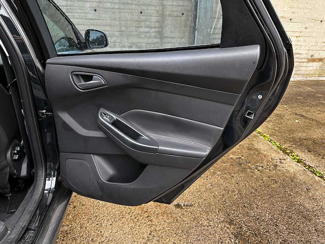 Ford focus 2.0 tdci titanium 136pk 2011 (1e eigenaar), gp-980-h - afbeelding 27 van  40