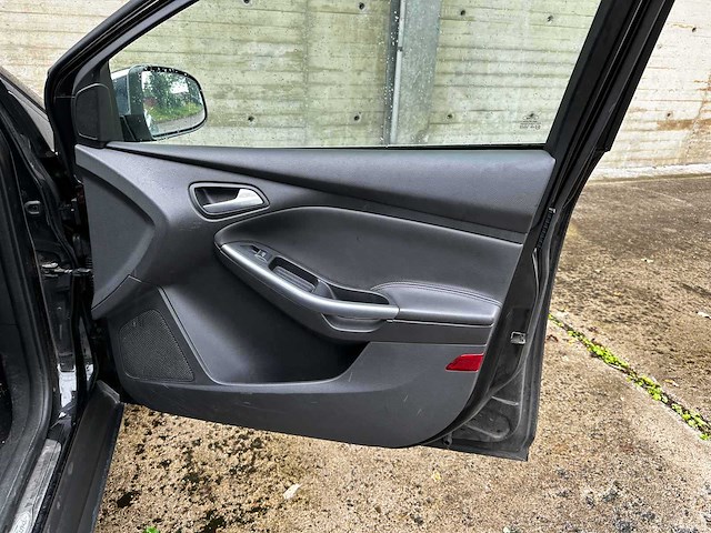Ford focus 2.0 tdci titanium 136pk 2011 (1e eigenaar), gp-980-h - afbeelding 29 van  40