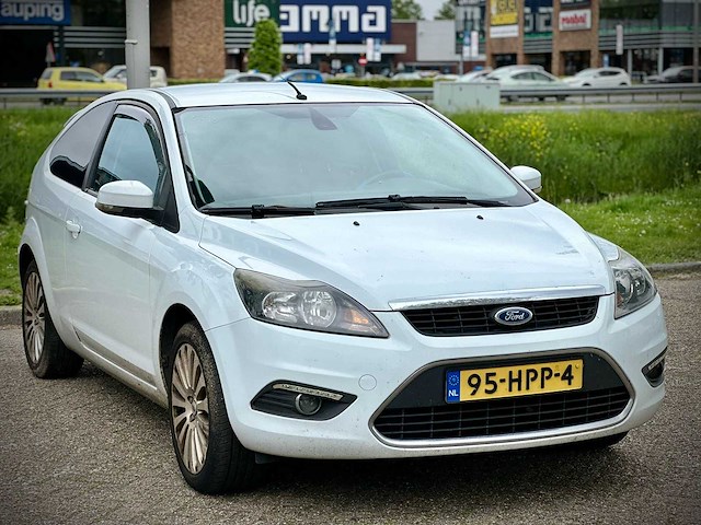 Ford focus 2.0 titanium; 95hpp4 - afbeelding 5 van  11