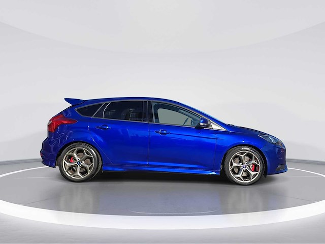 Ford focus 2.0 turbo st-2 2013 | 50-zvx-6 - afbeelding 4 van  14