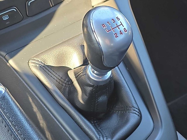 Ford focus 2.0 turbo st-2 2013 | 50-zvx-6 - afbeelding 14 van  26