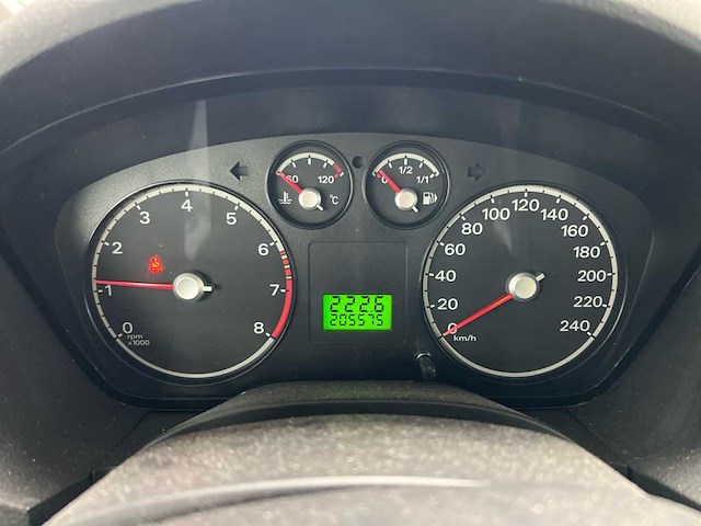 Ford focus c-max 1.6-16v champion, 06-xsz-4 - afbeelding 2 van  10