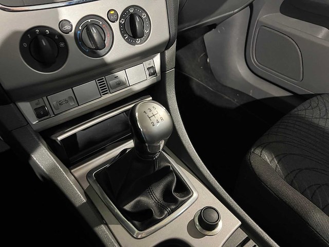 Ford focus coupé-cabriolet 1.6 trend, 44-lzx-7 - afbeelding 4 van  17