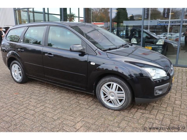 Ford focus ghia stationwagen | benzine | kenteken: 46-rz-ft - afbeelding 4 van  30