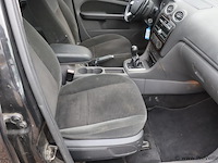 Ford focus ghia stationwagen | benzine | kenteken: 46-rz-ft - afbeelding 6 van  30