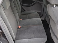 Ford focus ghia stationwagen | benzine | kenteken: 46-rz-ft - afbeelding 9 van  30