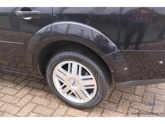 Ford focus ghia stationwagen | benzine | kenteken: 46-rz-ft - afbeelding 27 van  30