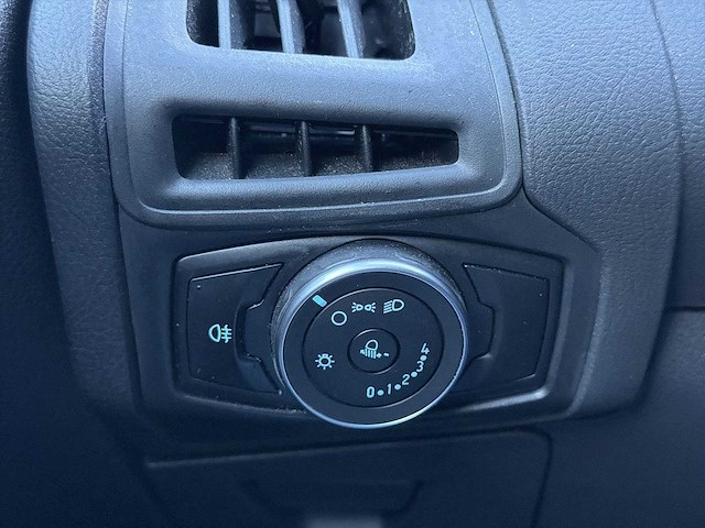 Ford focus wagon - 1.0 trend | ks-090-d i - afbeelding 8 van  28