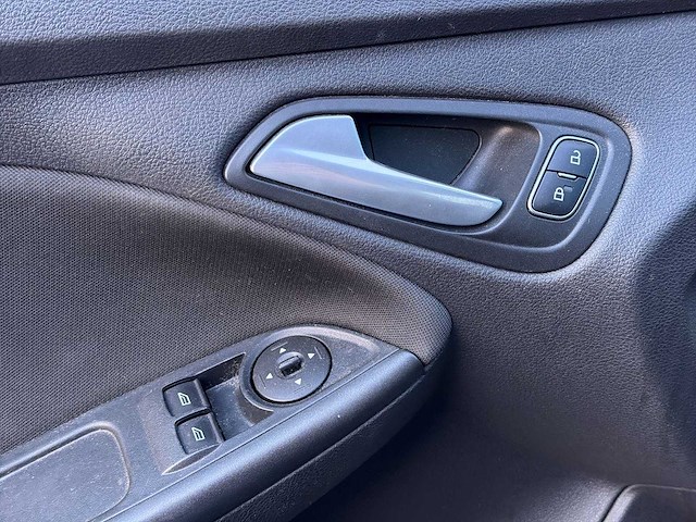 Ford focus wagon - 1.0 trend | ks-090-d i - afbeelding 20 van  28