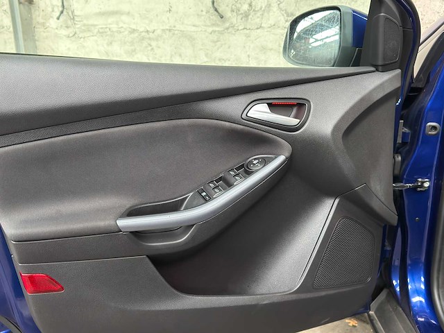 Ford focus wagon 1.0 ecob. edit. plus 125pk 2014, 2-xlh-94 - afbeelding 21 van  46