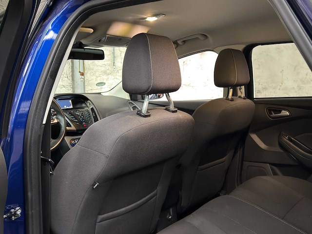 Ford focus wagon 1.0 ecob. edit. plus 125pk 2014, 2-xlh-94 - afbeelding 26 van  46