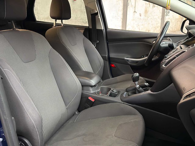 Ford focus wagon 1.0 ecob. edit. plus 125pk 2014, 2-xlh-94 - afbeelding 39 van  46