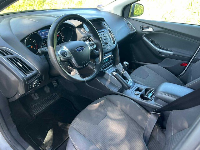 Ford focus wagon 1.0 ecob. edit. plus ; 5-xxv-98 - afbeelding 13 van  24