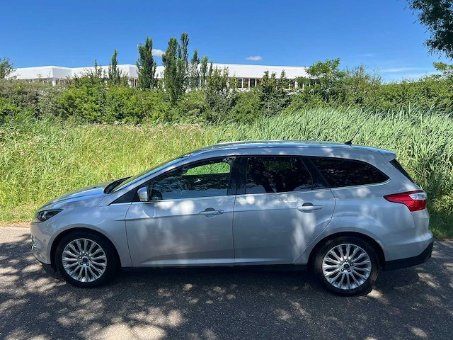 Ford focus wagon 1.0 ecob. edit. plus ; 5-xxv-98 - afbeelding 18 van  24