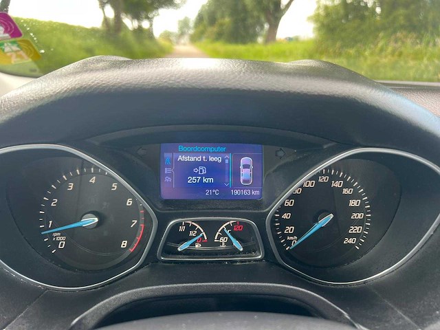 Ford focus wagon 1.0 ecob. titanium, 1-khg-58 - afbeelding 11 van  21