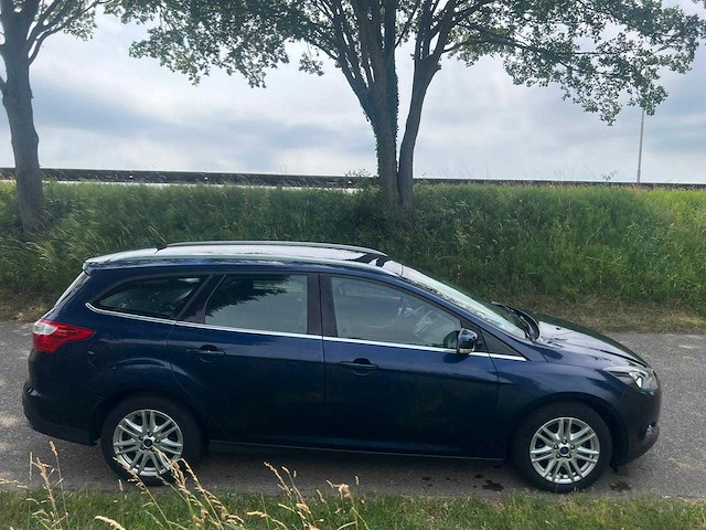 Ford focus wagon 1.0 ecob. titanium , 9-kgd-01 - afbeelding 19 van  21