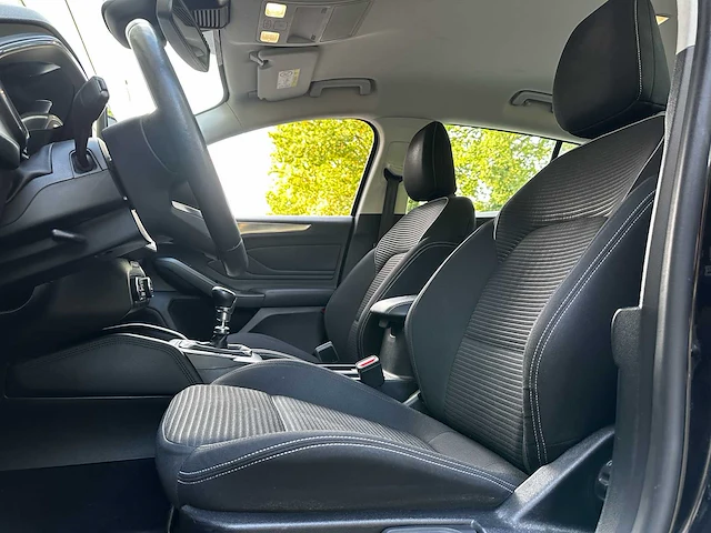Ford focus wagon 1.0 ecoboost active business 125pk 2020, n-812-js - afbeelding 36 van  50