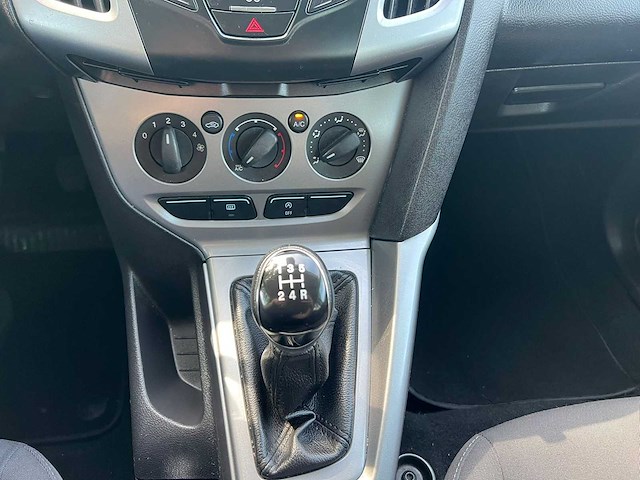 Ford focus wagon 1.0 ecoboost edition ; 5-zbh-33 - afbeelding 14 van  22