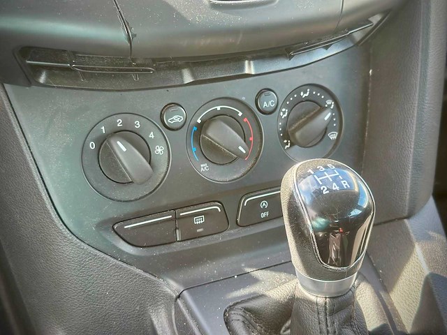Ford focus wagon 1.0 ecoboost edition ; l-961-dx - afbeelding 2 van  12
