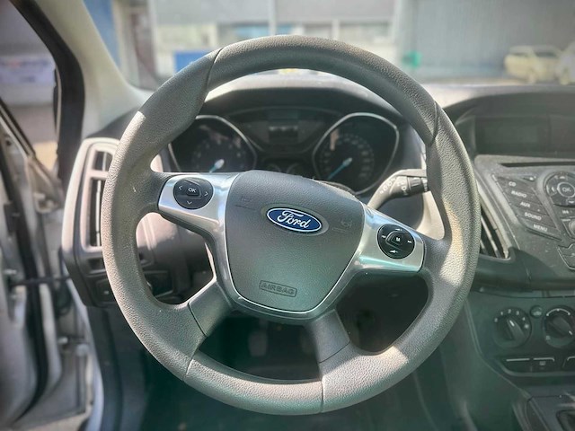 Ford focus wagon 1.0 ecoboost edition ; l-961-dx - afbeelding 10 van  12