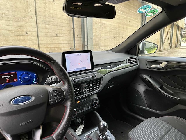 Ford focus wagon 1.0 ecoboost hybrid st line x business 122pk 2021 (origineel-nl+1 eigenaar) n-244-jg - afbeelding 21 van  46