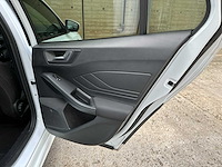 Ford focus wagon 1.0 ecoboost hybrid st line x business 122pk 2021 (origineel-nl+1 eigenaar) n-244-jg - afbeelding 38 van  46