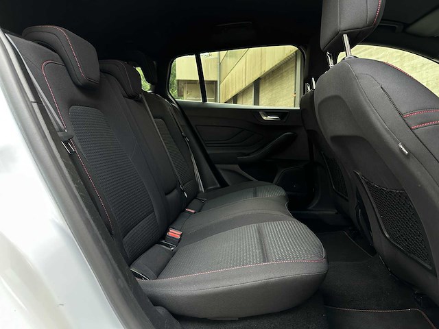 Ford focus wagon 1.0 ecoboost hybrid st line x business 122pk 2021 (origineel-nl+1 eigenaar) n-244-jg - afbeelding 39 van  46