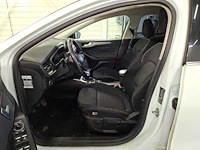 Ford focus wagon 1.0 ecoboost hybrid titanium style; s-606-nn - afbeelding 11 van  15
