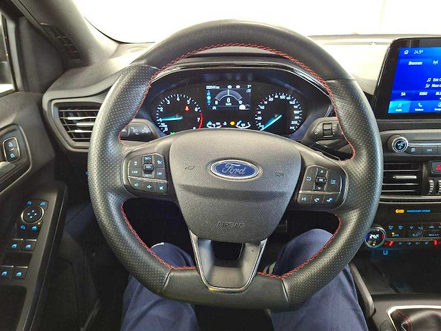 Ford focus wagon 1.0 ecoboost hybrid titanium x business; n-077-jt - afbeelding 12 van  20