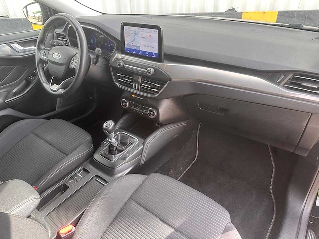 Ford focus wagon 1.0 ecoboost hybrid titanium x; l-258-dt - afbeelding 17 van  18