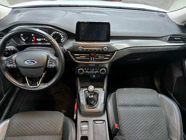 Ford focus wagon 1.0 ecoboost titanium business; zl-519-b - afbeelding 15 van  15
