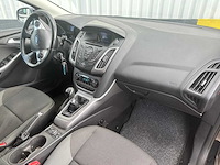 Ford focus wagon 1.0 ecoboost titanium; zr-021-f - afbeelding 14 van  15