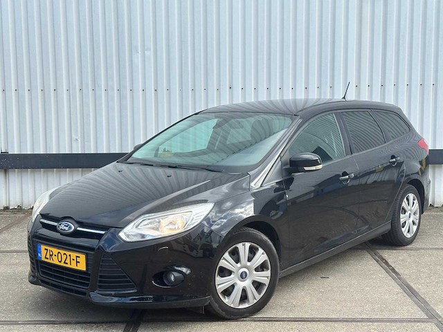 Ford focus wagon 1.0 ecoboost titanium; zr-021-f - afbeelding 1 van  17