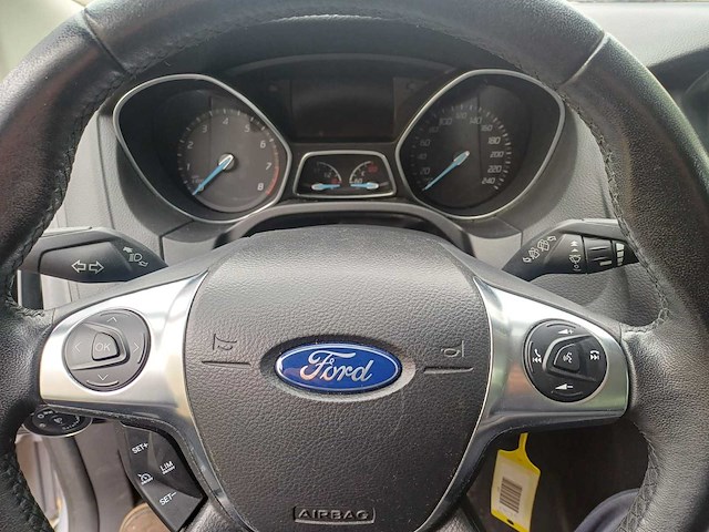 Ford focus wagon 1.0 ecoboost trend, 3-knv-03 - afbeelding 3 van  13