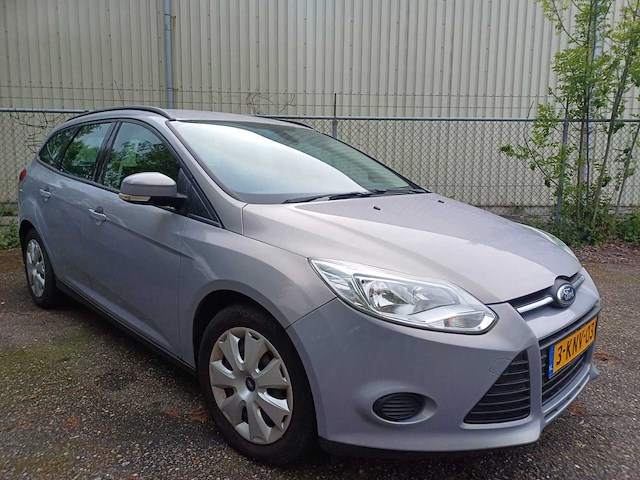 Ford focus wagon 1.0 ecoboost trend, 3-knv-03 - afbeelding 9 van  13