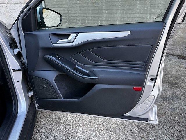 Ford focus wagon 1.0 ecoboost trend edition business 101pk 2019 (origineel-nl), zl-510-g - afbeelding 10 van  25