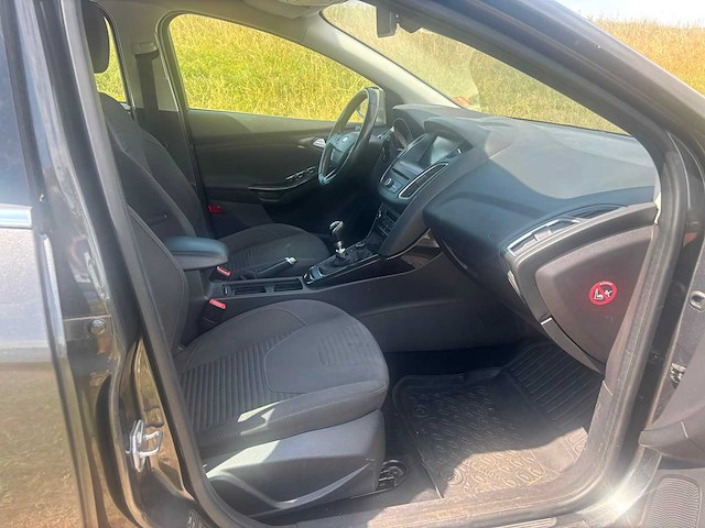 Ford focus wagon 1.0 first edition 2015 | gr-397-h i - afbeelding 13 van  14