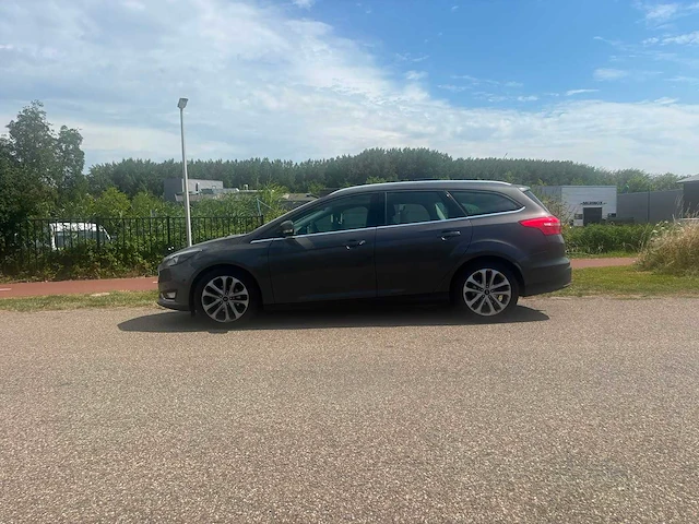 Ford focus wagon 1.0 first edition 2015 | gr-397-h i - afbeelding 3 van  12