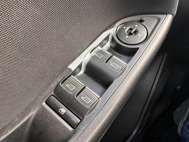 Ford focus wagon 1.0 lease edition ; sr-499-f - afbeelding 2 van  14