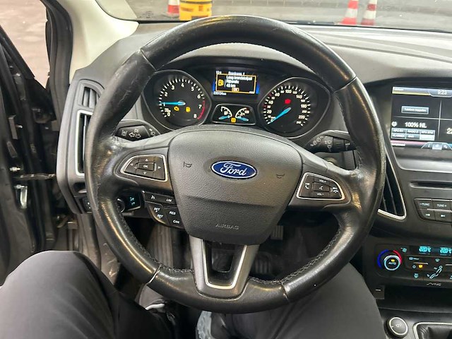 Ford focus wagon 1.0 titanium edition , ; gp-793-r - afbeelding 14 van  16