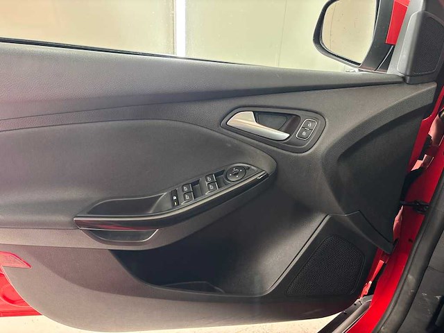 Ford focus wagon 1.0 titanium; hgv-29-r - afbeelding 15 van  16