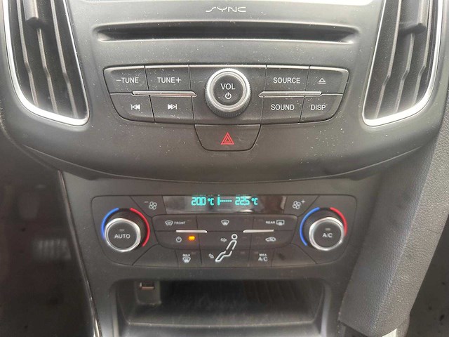 Ford focus wagon 1.0 titanium; jd-689-v - afbeelding 5 van  19