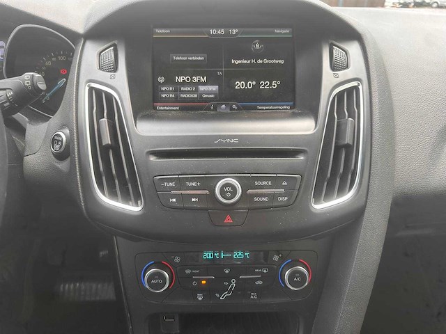 Ford focus wagon 1.0 titanium; jd-689-v - afbeelding 18 van  19