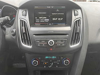 Ford focus wagon 1.0 titanium; jd-689-v - afbeelding 18 van  19