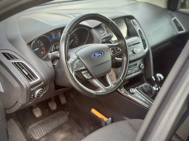 Ford focus wagon 1.0 titanium ; kl-303-s - afbeelding 16 van  18
